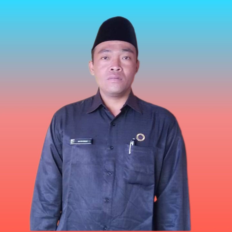 Foto Kades Sembalum Bumbung, Sunardi (Dok. Pribadi)